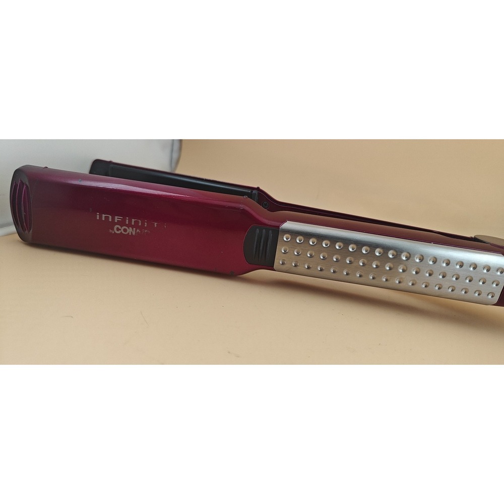 Conair Infiniti 1.5 Ceramic Hair Straightener Instant Heat Fuchsia